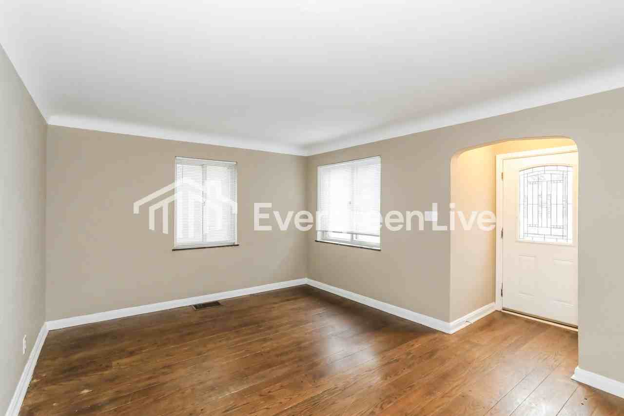 5104 Lillian Dr - Photo 6 of 14