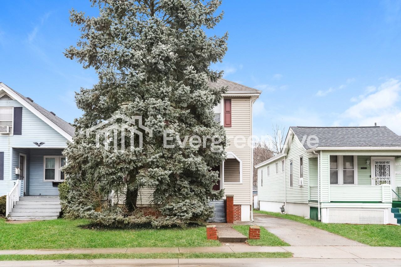 2004 Dale Rd - Photo 3 of 13