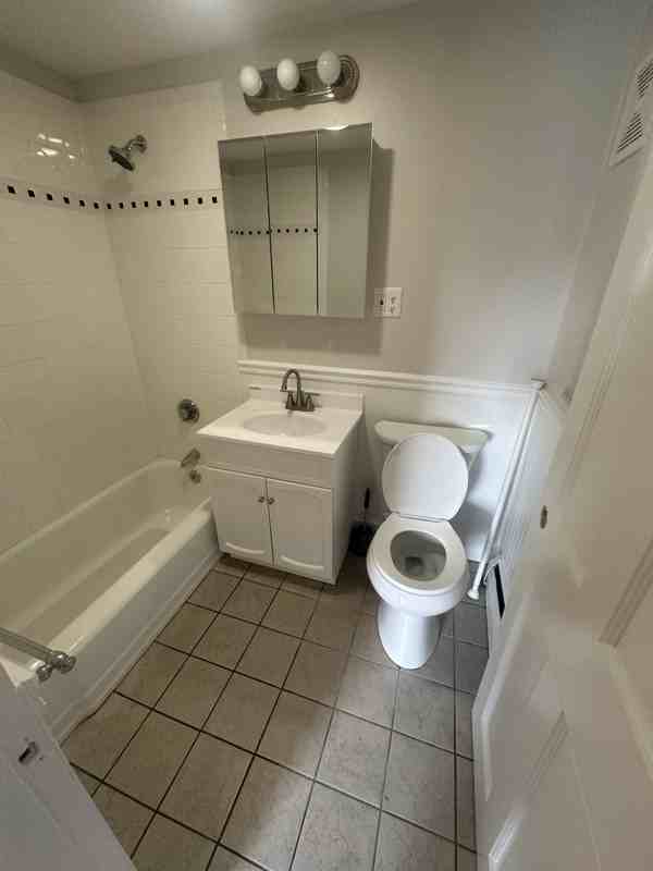 261 Plymouth St - Photo 7 of 7