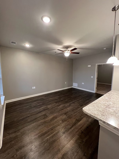 809 E Briggs Dr #503 - Photo 4 of 9