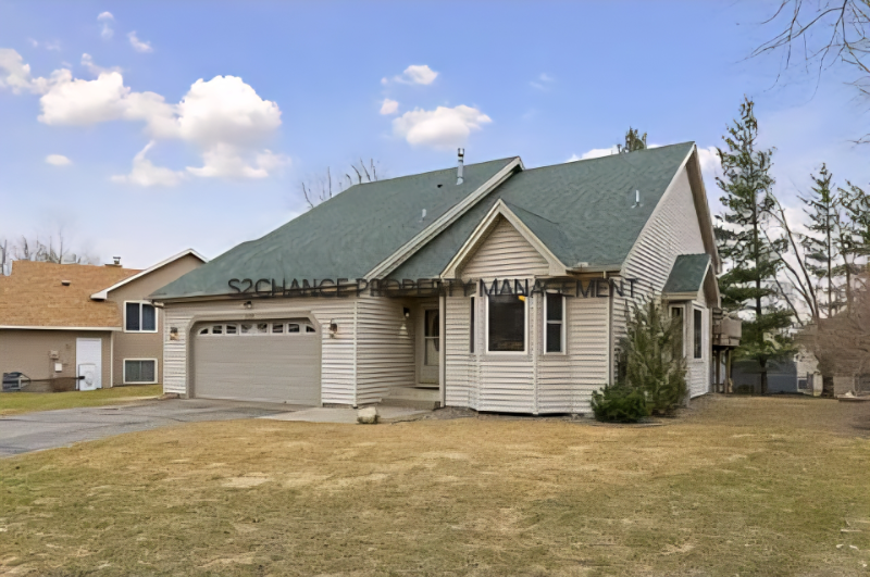 228 126th Ave Nw - Photo 2 of 12