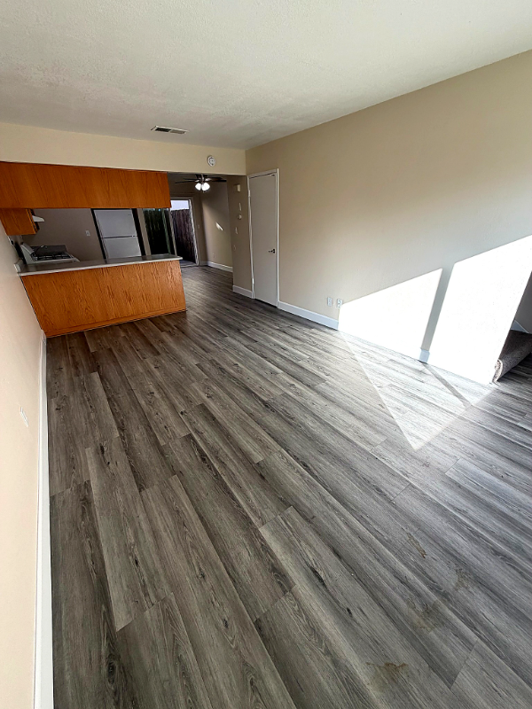 610 Silverwood Ave #B - Photo 3 of 29