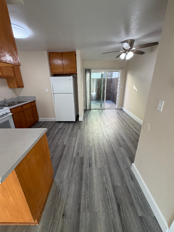 610 Silverwood Ave #B - Photo 4 of 29