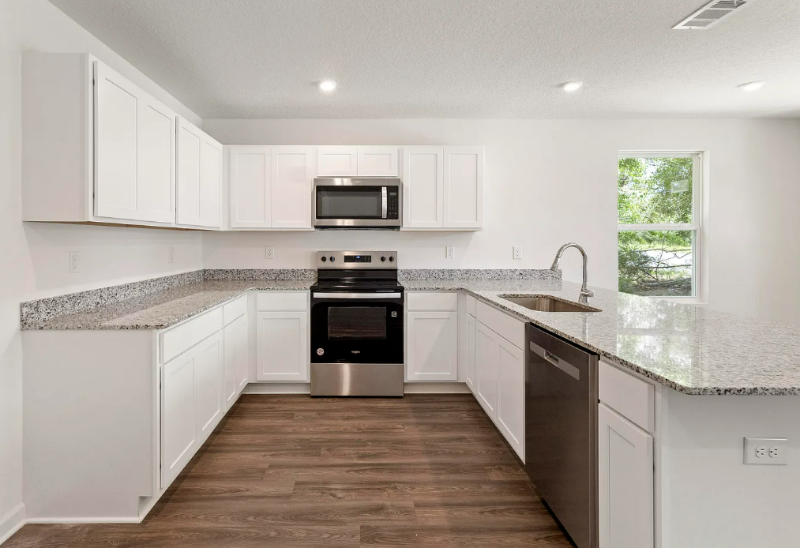 508 Watson Rd - Photo 6 of 12