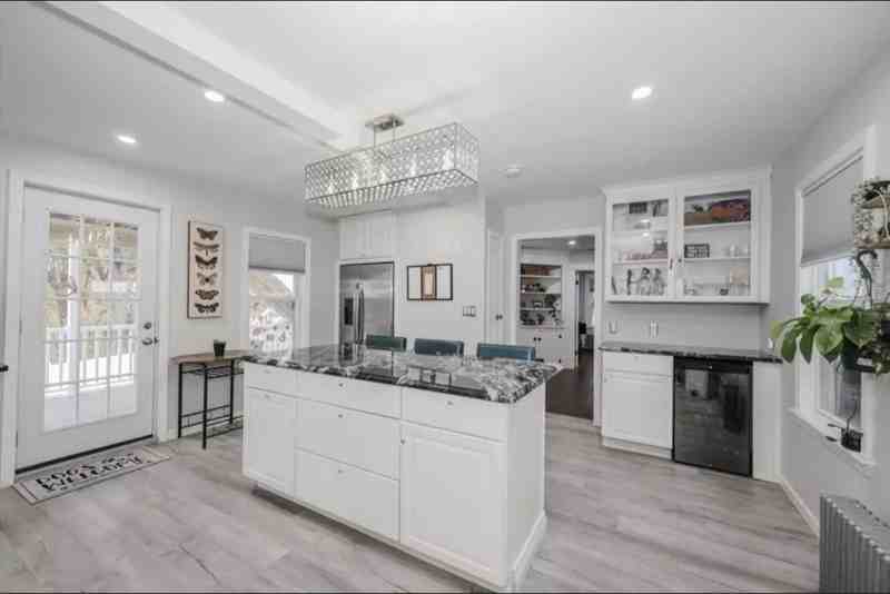 35 Honora Ave #A - Photo 7 of 18