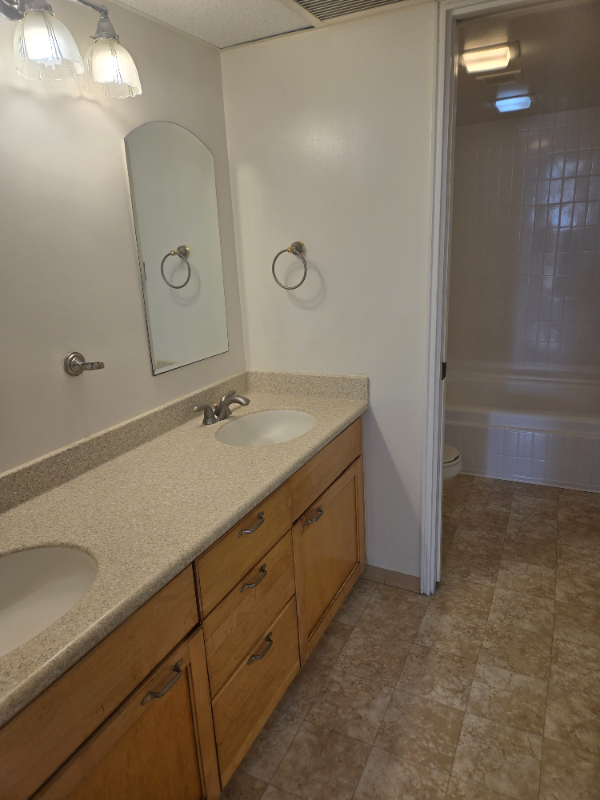 1600 Ala Moana Blvd - Photo 7 of 10