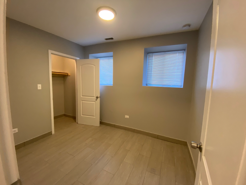 5700 S Wabash Ave #B - Photo 6 of 11