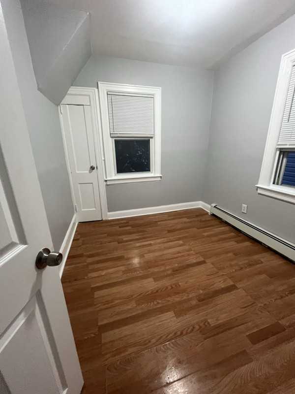 171 Isabella Ave #2 - Photo 4 of 9