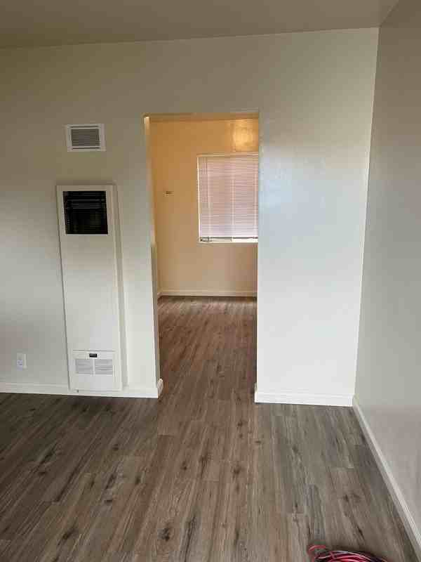 8123 Otis St - Photo 5 of 9