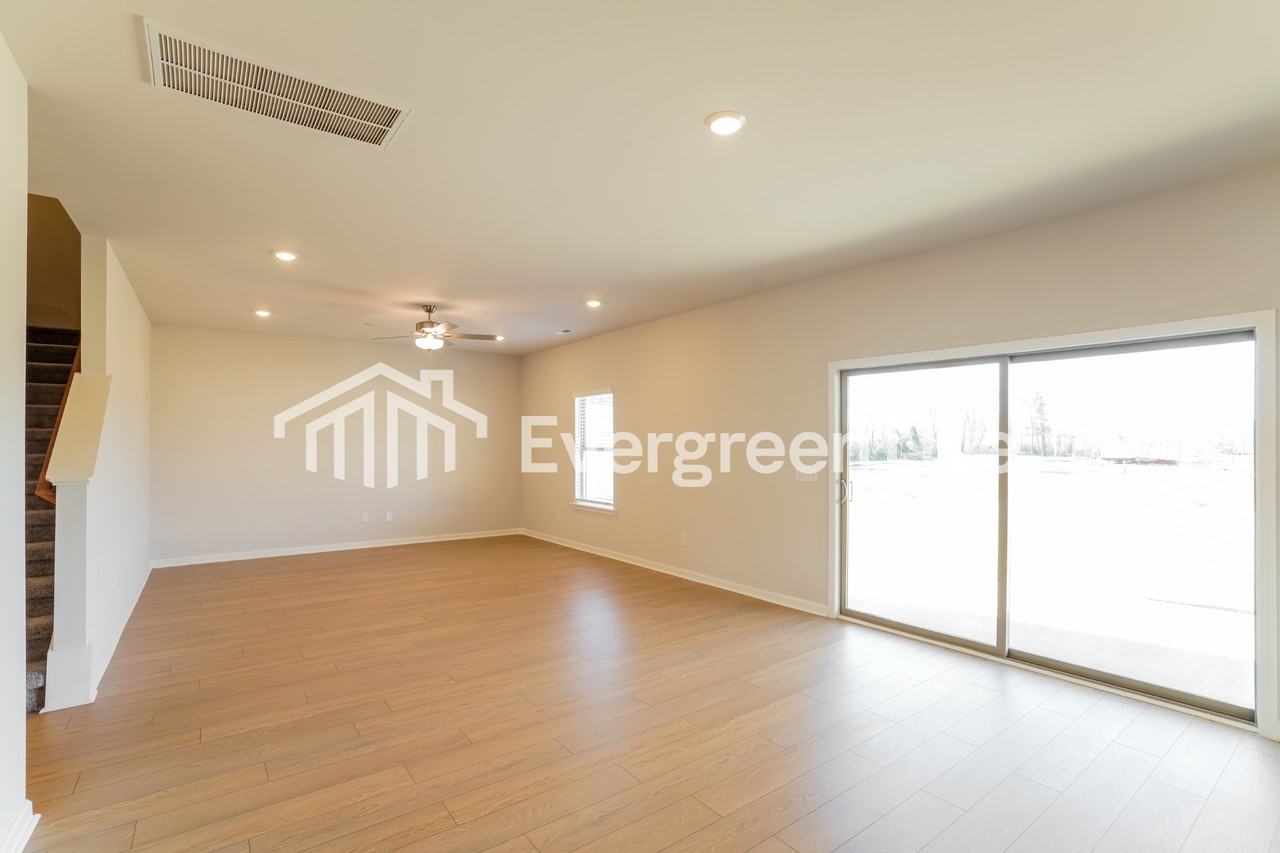 178 Fenwick Pl - Photo 3 of 16