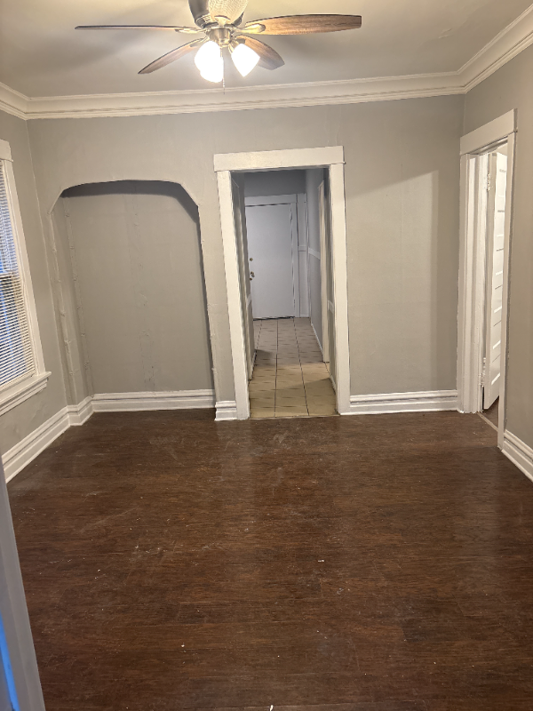 7132 S Ingleside Ave #2 - Photo 4 of 8