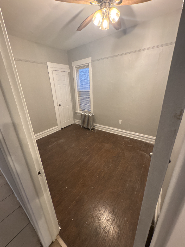 7132 S Ingleside Ave #2 - Photo 5 of 8