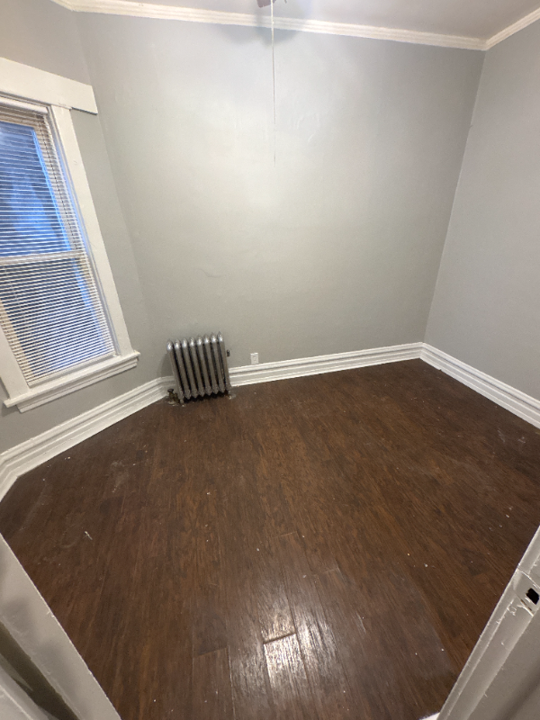 7132 S Ingleside Ave #2 - Photo 7 of 8