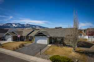 featured image of 807 Nebula St