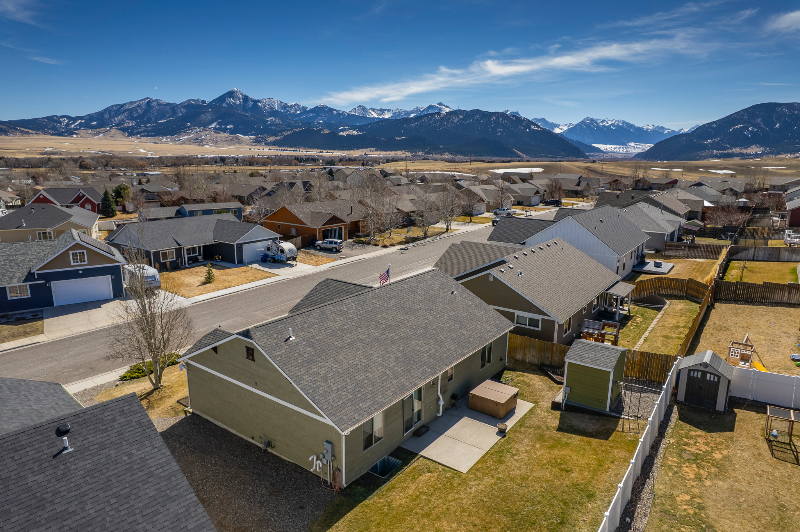 807 Nebula St - Photo 2 of 20