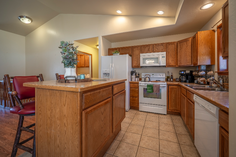 807 Nebula St - Photo 5 of 20