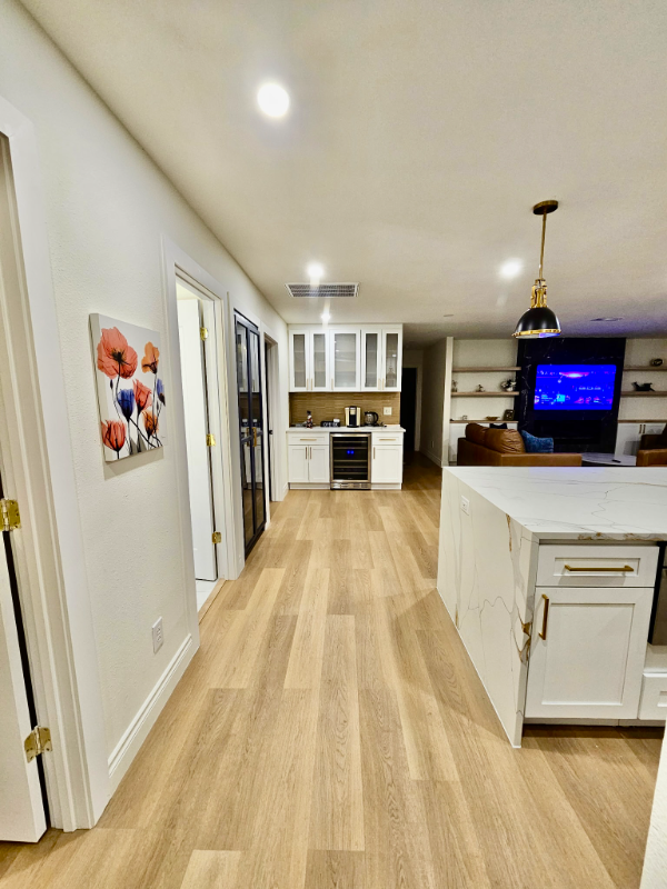 4805 Alta Oaks Ln - Photo 2 of 18