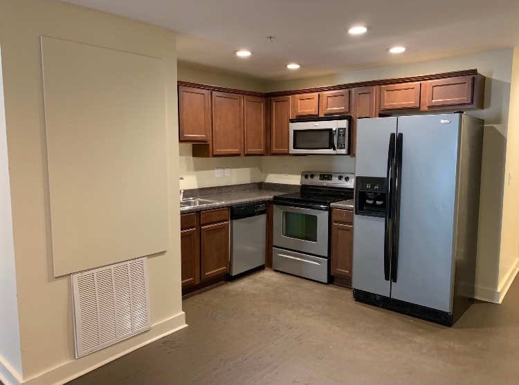 409 Main St #7 - Photo 2 of 7