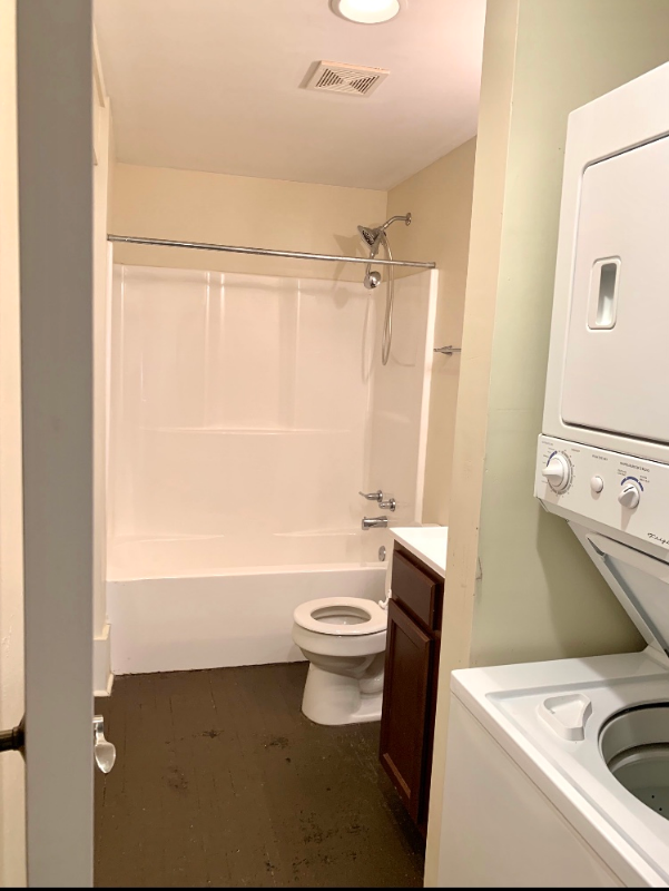 409 Main St #7 - Photo 3 of 7