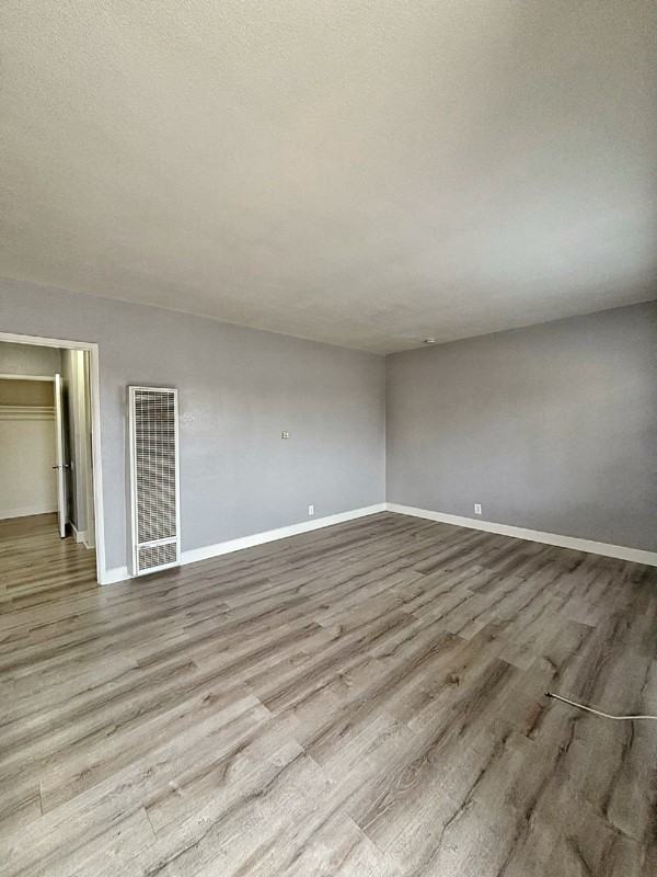 528 W Magnolia St #B - Photo 2 of 8