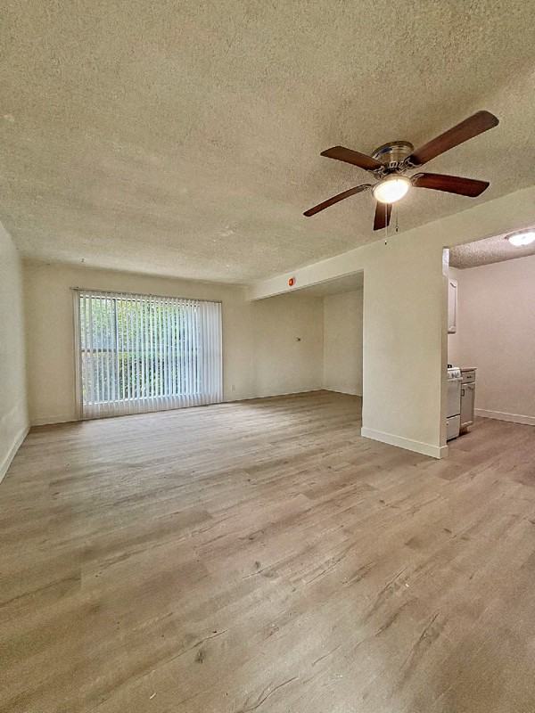 219 S Lillie Ave #5 - Photo 3 of 9