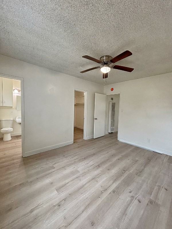 219 S Lillie Ave #5 - Photo 7 of 9