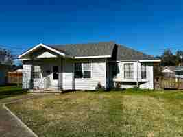 featured image of 222 Woodruff St