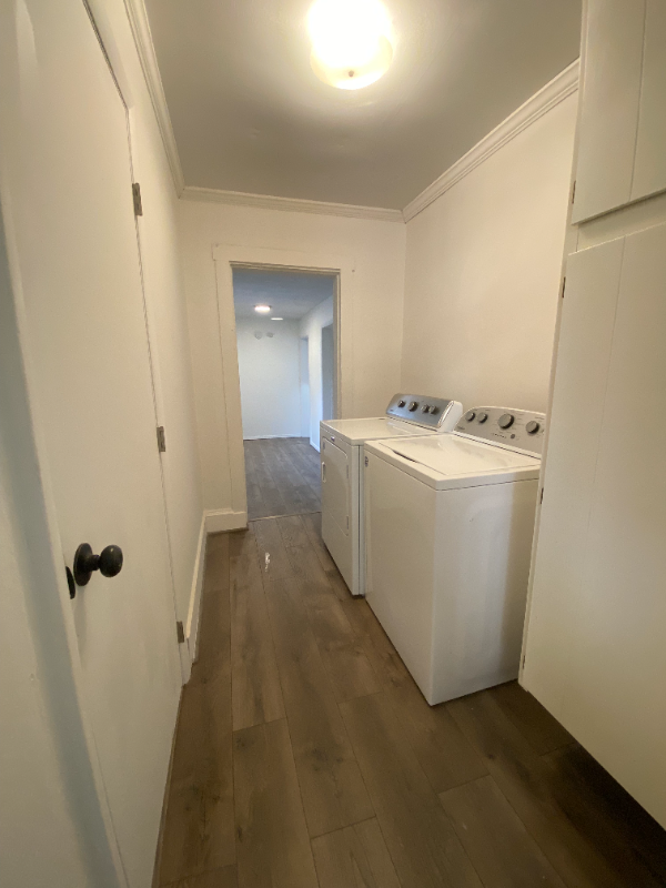 412 E 7th St - Photo 5 of 13