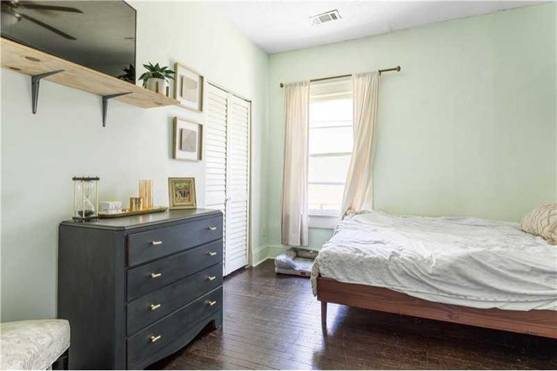 822 Elbert St Sw - Photo 6 of 9