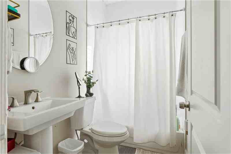 822 Elbert St Sw - Photo 7 of 9