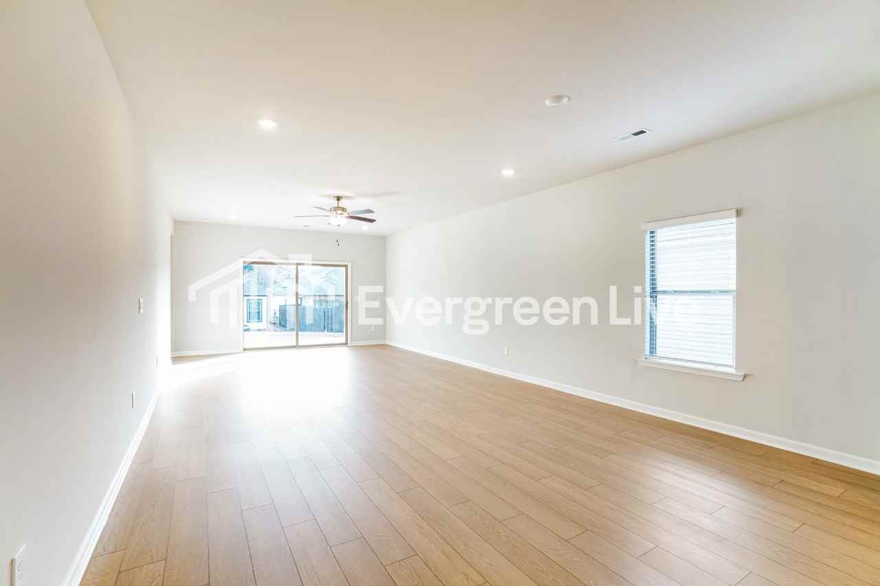 28590 Whitehall Ln - Photo 2 of 15