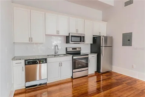 1090 10th St N #12 - Photo 2 of 11