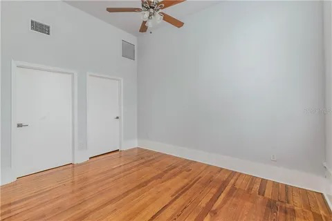 1090 10th St N #12 - Photo 6 of 11