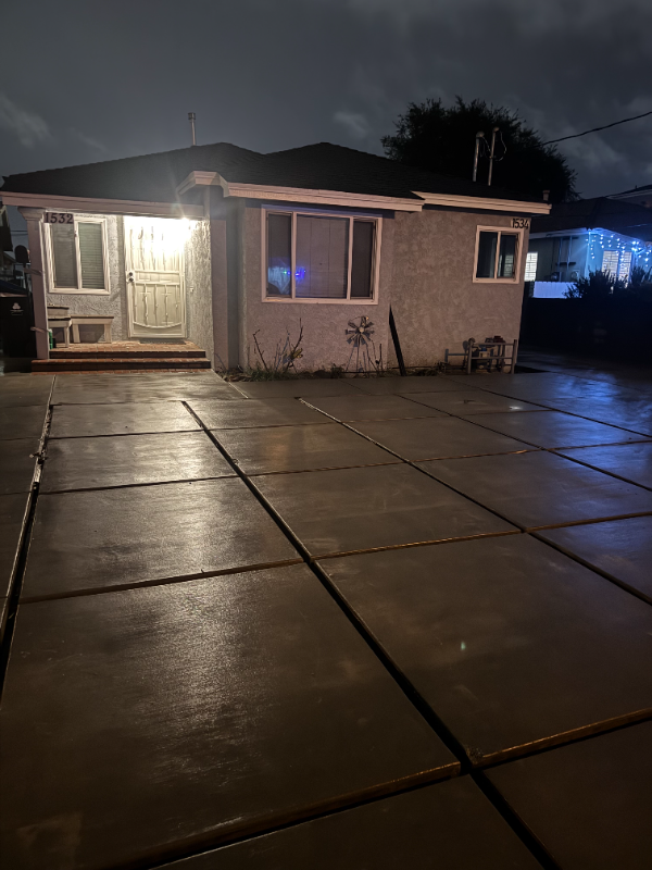 1532 W 221st St - Photo 2 of 21