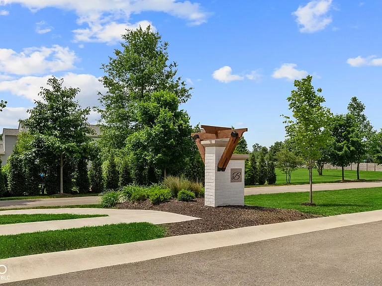 17451 Ebling Trl - Photo 3 of 9