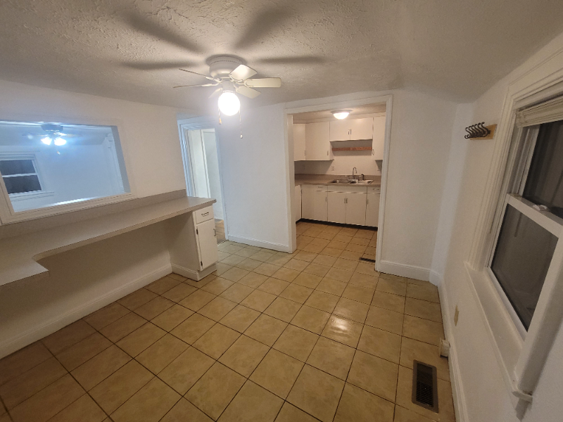 23 Lance Dr - Photo 5 of 17