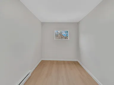 141 Throop St #2 - Photo 3 of 18