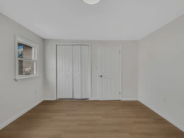 141 Throop St #2 - Photo 7 of 18