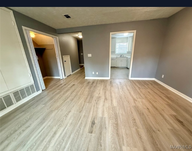 1249 Seth Johnson Dr - Photo 7 of 12