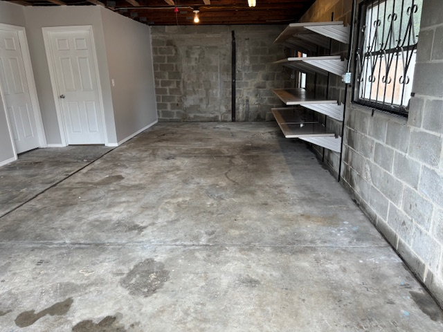 113 Ne Lincoln Cir N #0 - Photo 2 of 9