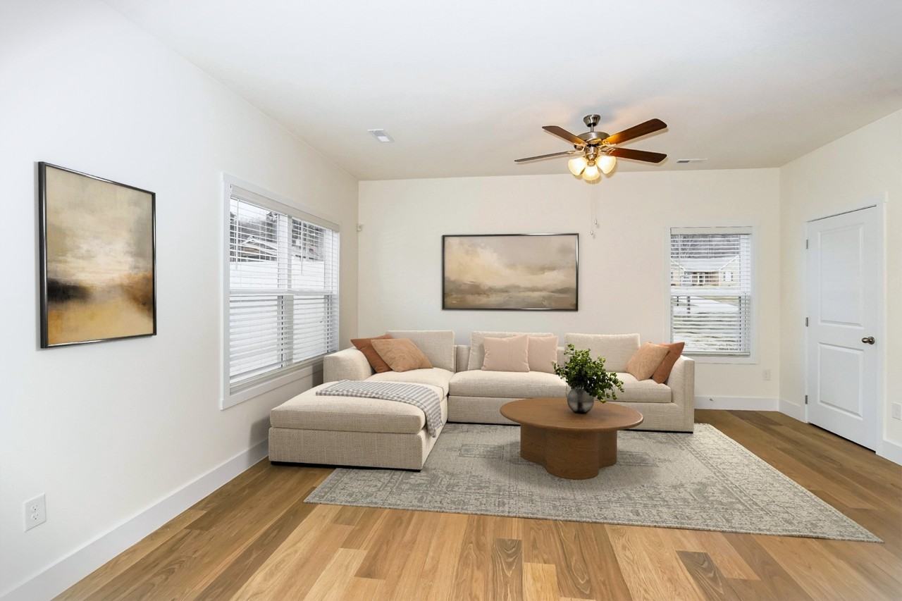 2533 Legg Creek Ln - Photo 2 of 30