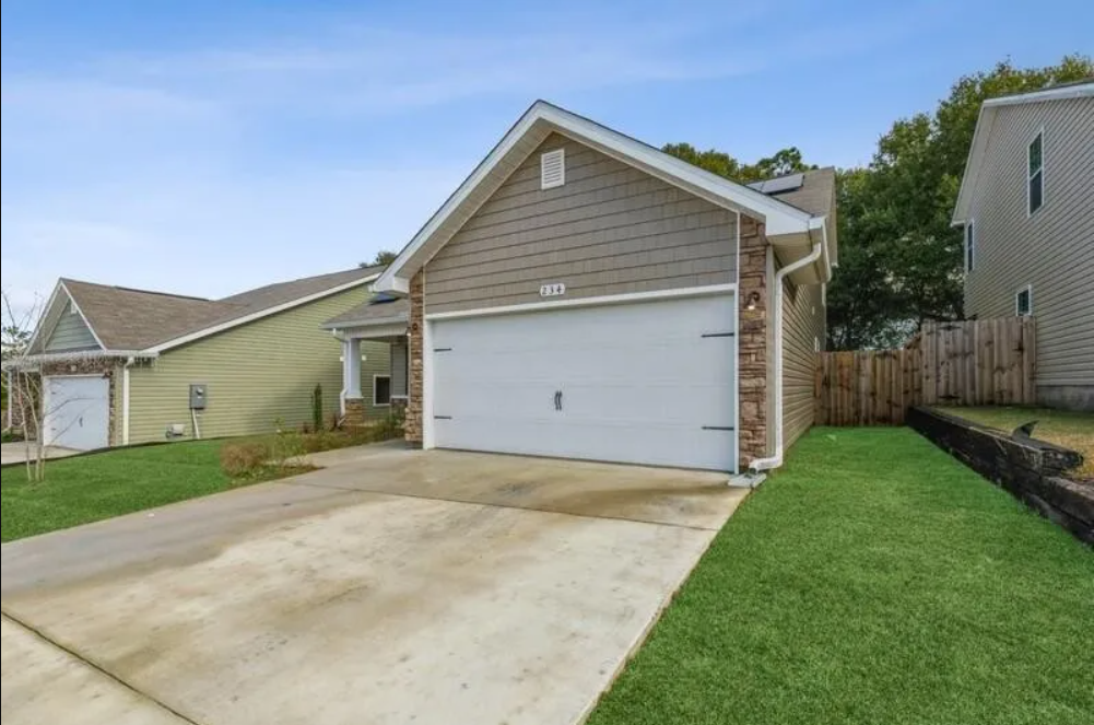 234 Wainwright Dr - Photo 2 of 20