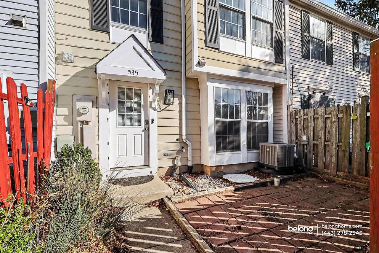 535 Pensacola Dr - Photo 2 of 21