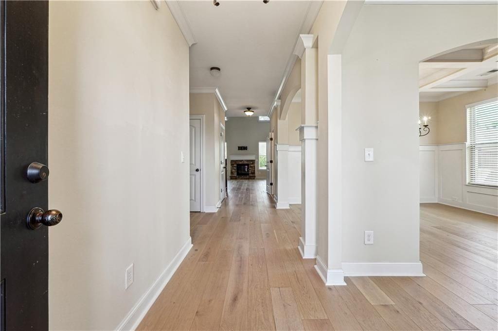 5145 Rialto Way - Photo 2 of 25