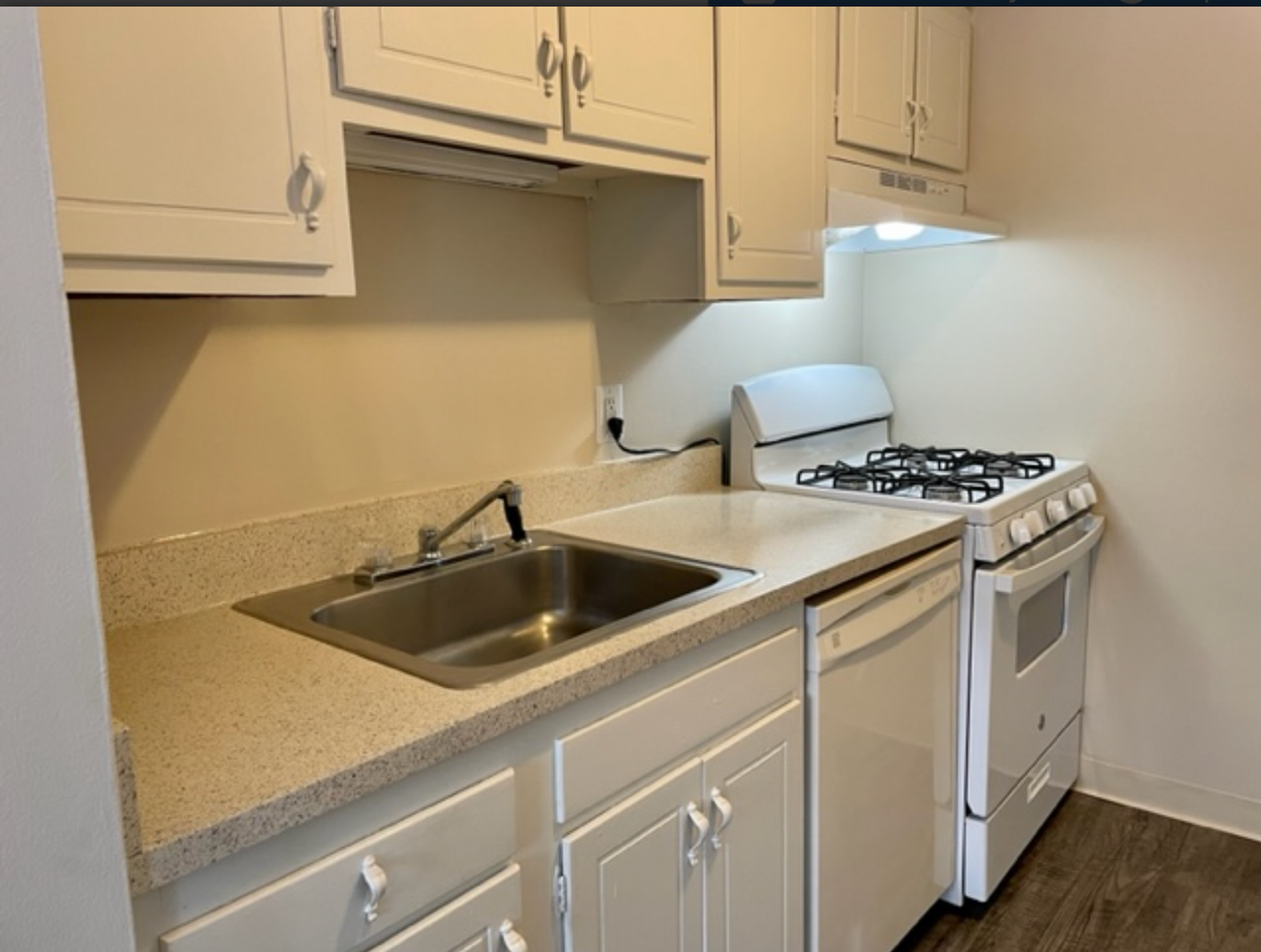 Oak Valley Apartments - Photo 4 of 20