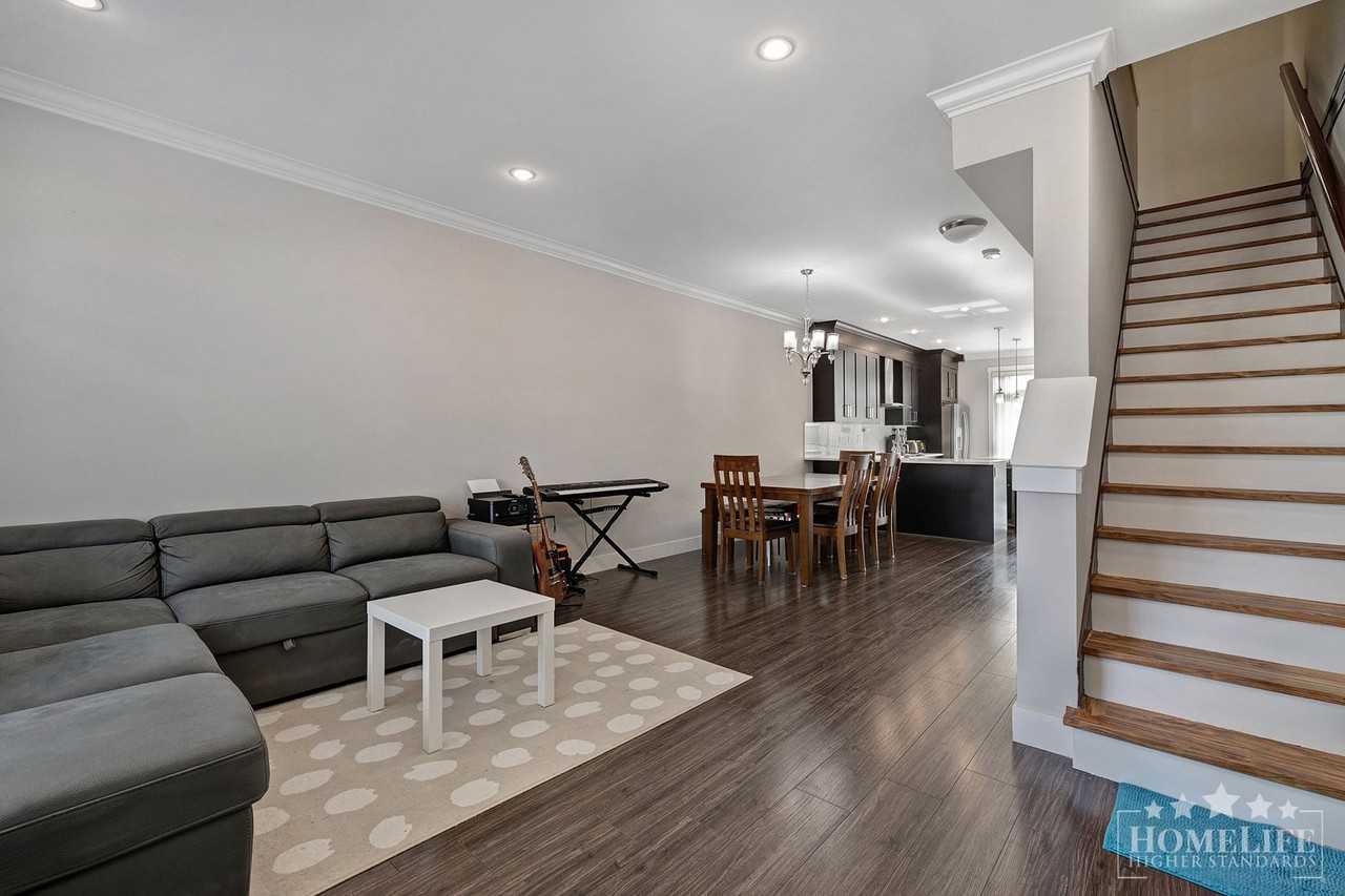 13670 62 Ave - Photo 4 of 20