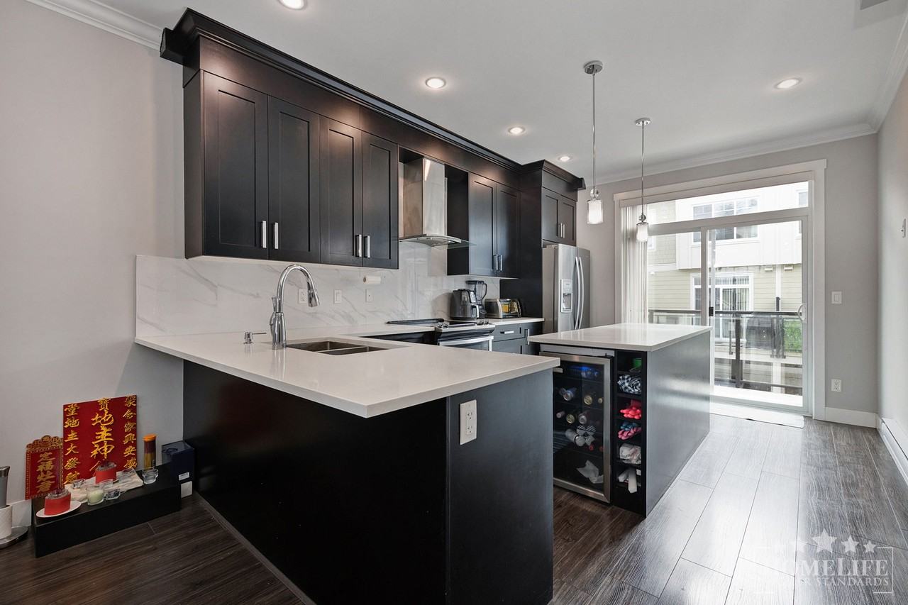 13670 62 Ave - Photo 7 of 20