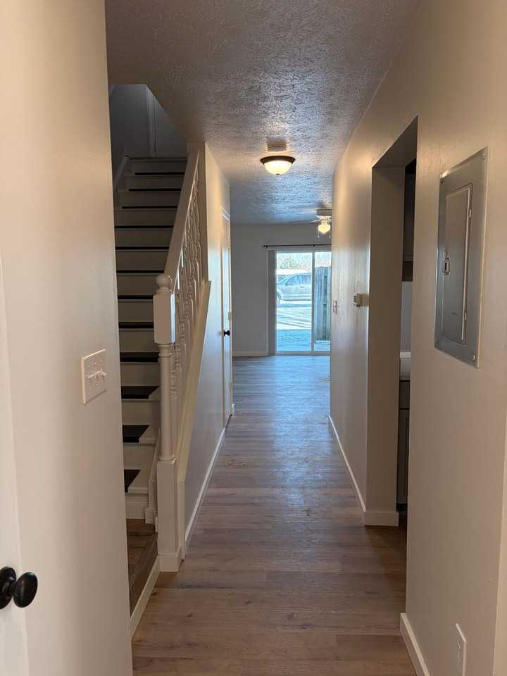 10 Emerald Pines - Photo 6 of 28