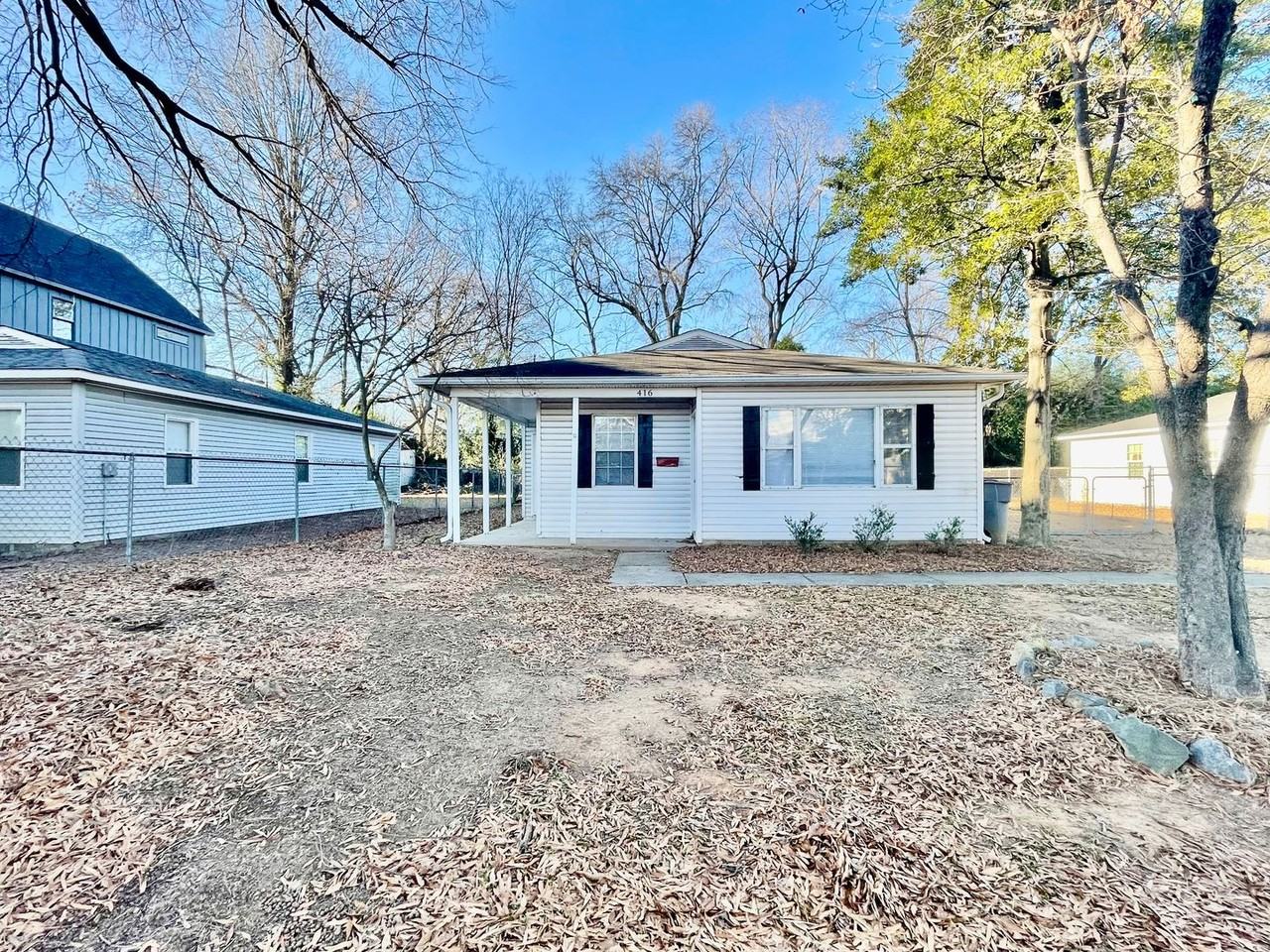 416 E 19th St - Photo 2 of 18