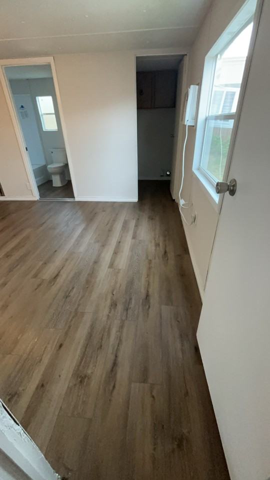 1716 E Market Ave #9 - Photo 6 of 10